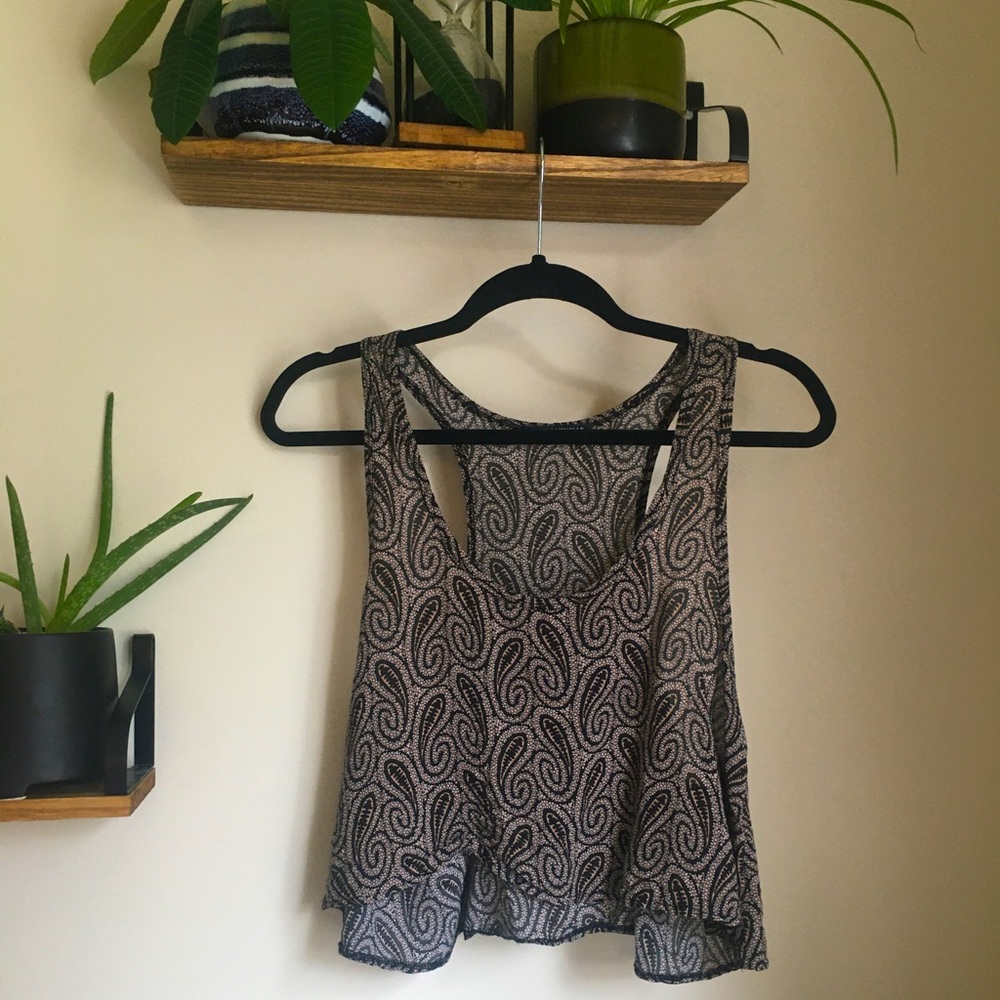 Brandy Melville crop top